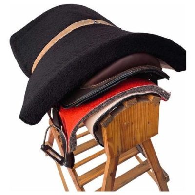Recado Criollo Saddle.