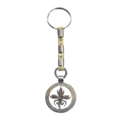 Rawhide Leather Fleur de lis, handmade in alpaca silver keychain - ARG-LLA742/670