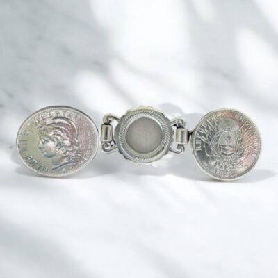 Display of Argentine 2 Centavos coin belt buckle