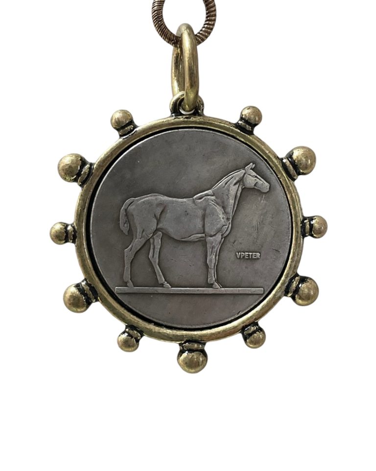 Bold Horse Coin-Styled Medallion – Perfect for Horse Enthusiasts - Image 8