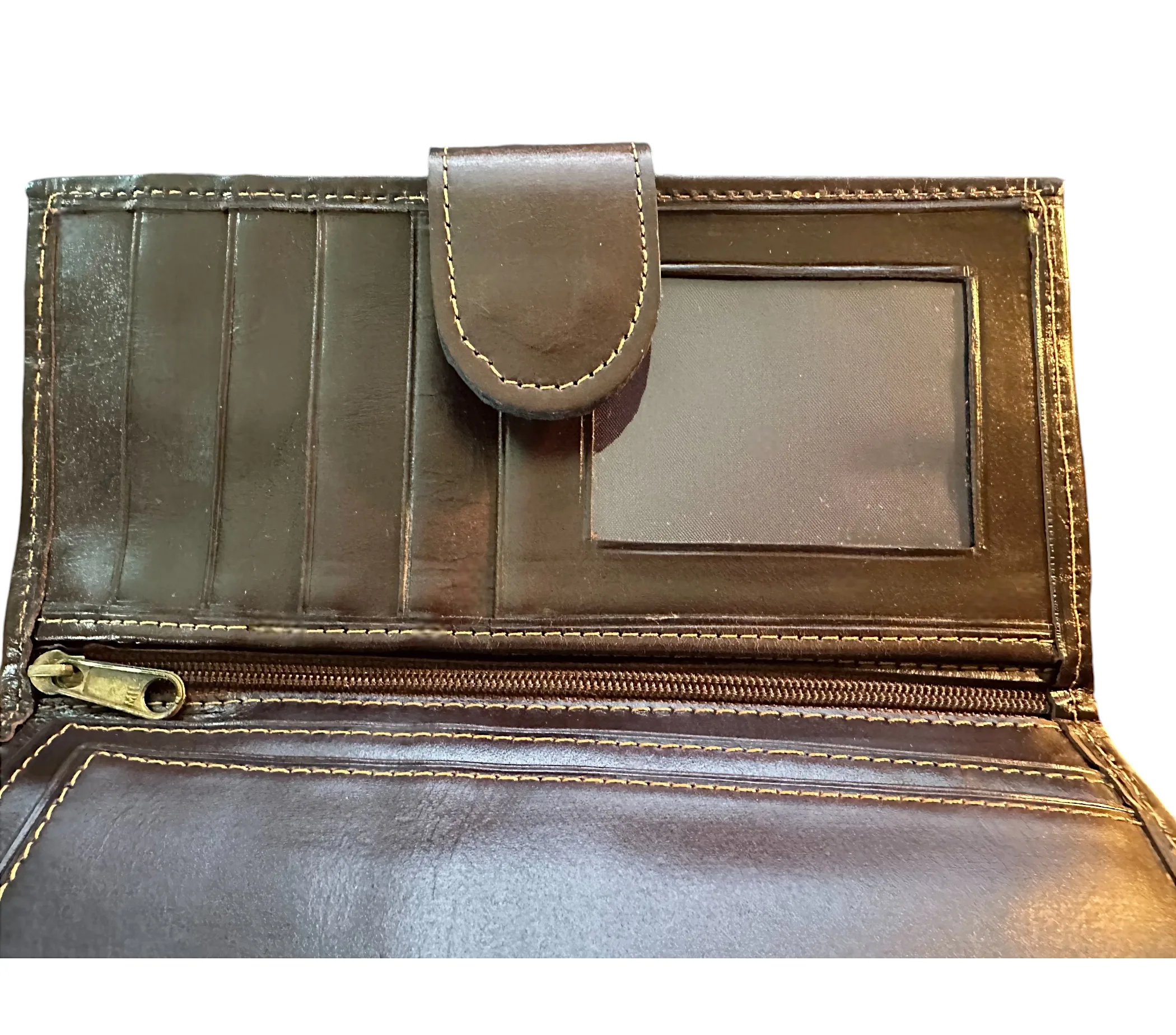Women's guarda pompa clutch wallet.