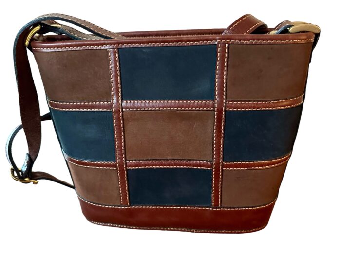 Handmade Argentinian Suede Crossbody Bag – Black & Chocolate Brown - Image 4