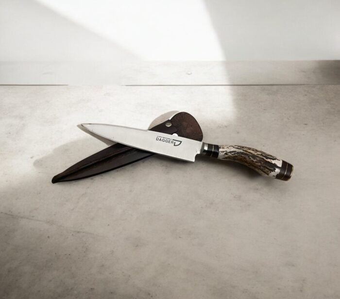 Genuine Staghorn and with Solid Brass Accents, Fixed Blade Gaucho Knife - Full Tang, Handmade 14cm Dagger Blade - Image 6