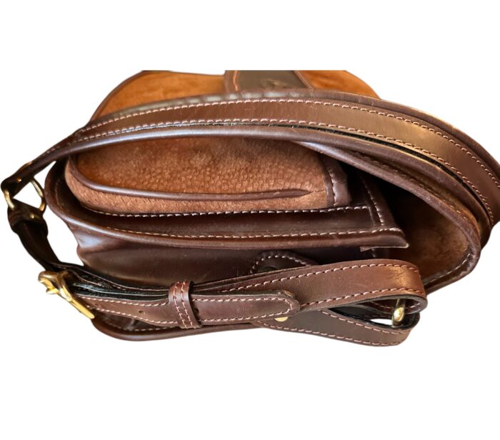 Los Robles Carpincho / Carpincho Leather Crossbody Bag | Handmade Argentinian Luxury - Image 2