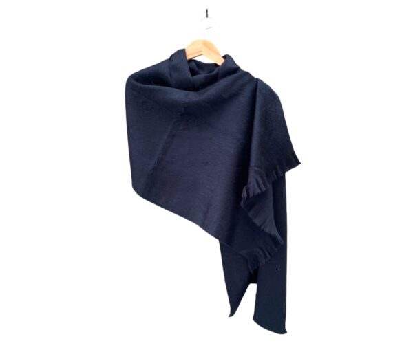 Handmade Alpaca Shawl Style Wrap – Warm, Soft, Stylish, Hypo-allergenic - Image 4