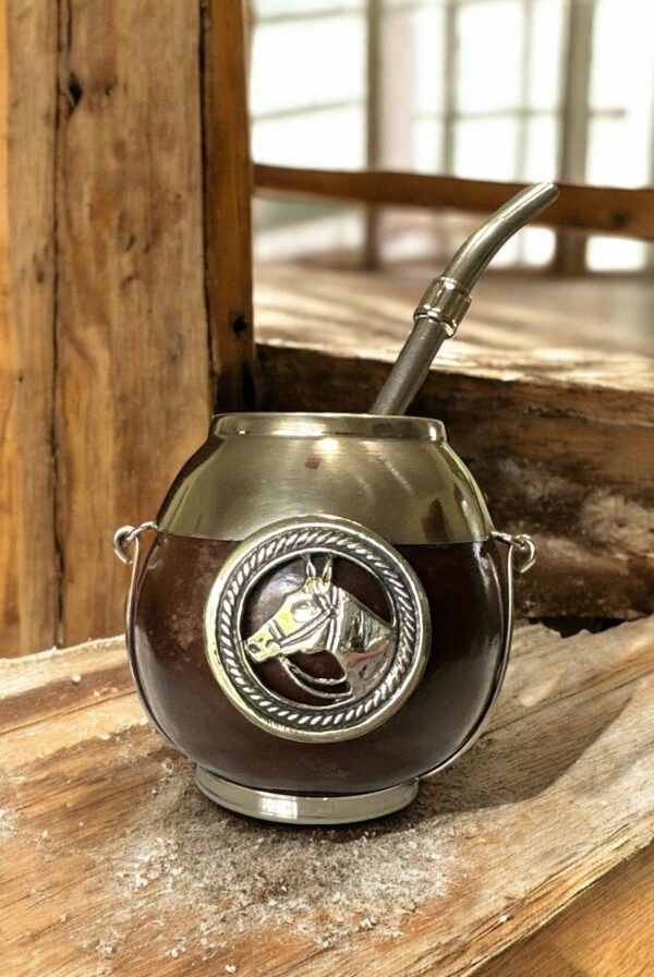 Argentine Mate with Silver Horse Head Medallion, For Drinking Yerba Mate - Heritage in Your Hands! - Image 2