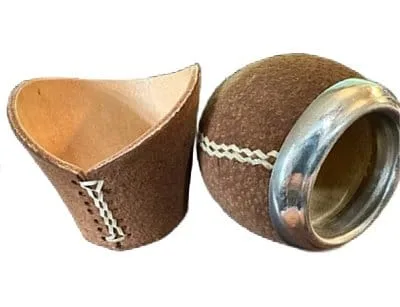 CARPINCHO / CAPYBARA MATE GOURD WITH MATCHING STAND - AUTHENTIC, GENUINE, HANDMADE - YERBA MATE' TEA GOURD - ARG-MATE016/1414-C - Image 2