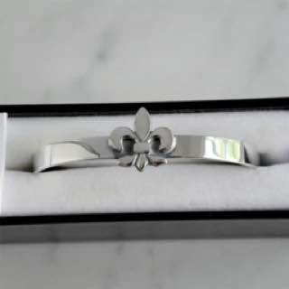 fleur de lyse bracelet