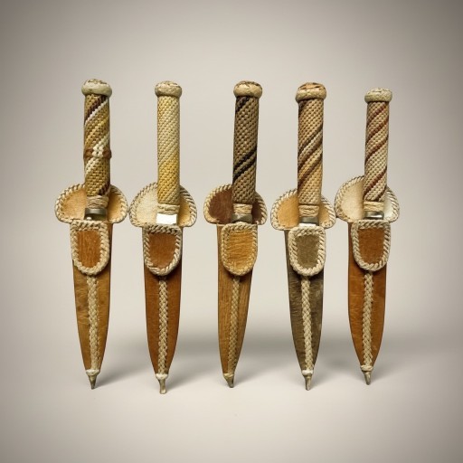 Braided Rawhide Knife Handle – Handcrafted Gaucho Style Grip Detail