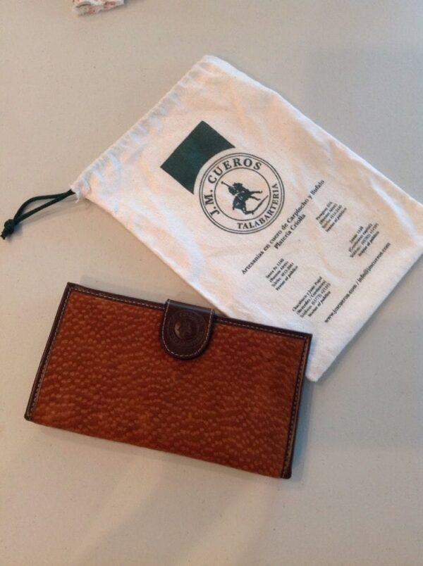 CARPINCHO CAPYBARA LADIES CLUTCH STYLED WALLET - EB-1089/2394-C - Image 2