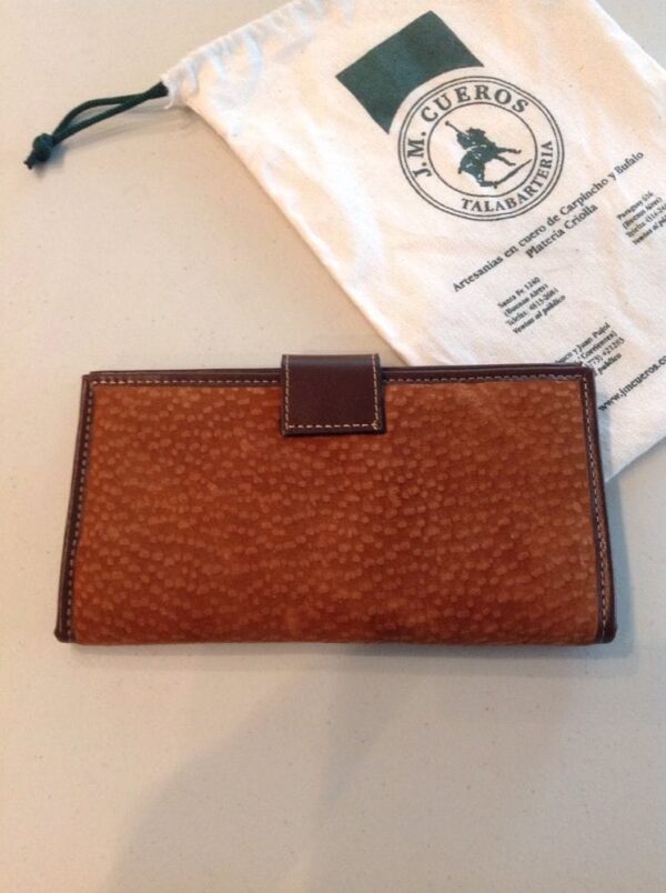 CARPINCHO CAPYBARA LADIES CLUTCH STYLED WALLET - EB-1089/2394-C - Image 3