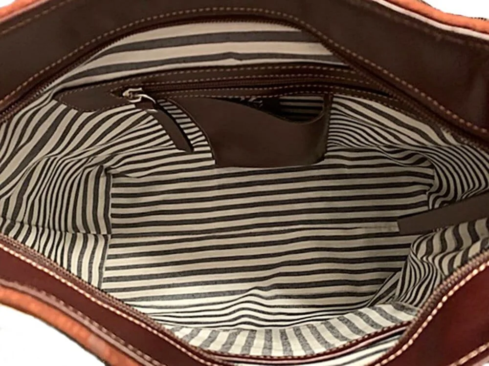 HANDMADE, EXTRA-LARGE CAPYBARA / CARPINCHO TOTE BAG WITH ARGENTINIAN COWHIDE TRIM - Image 5