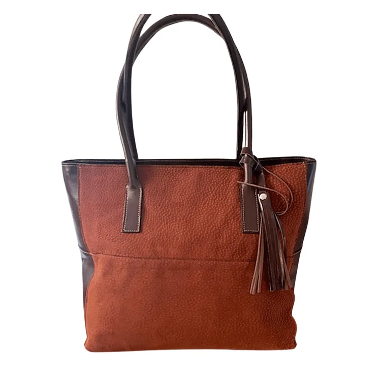 HANDMADE, EXTRA-LARGE CAPYBARA / CARPINCHO TOTE BAG WITH ARGENTINIAN COWHIDE TRIM - Image 2