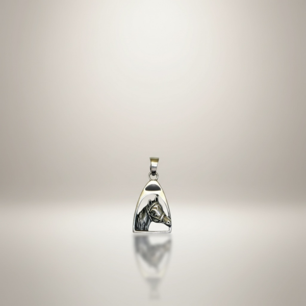Horse head stirrup pendant in sterling silver 925 on a clean background