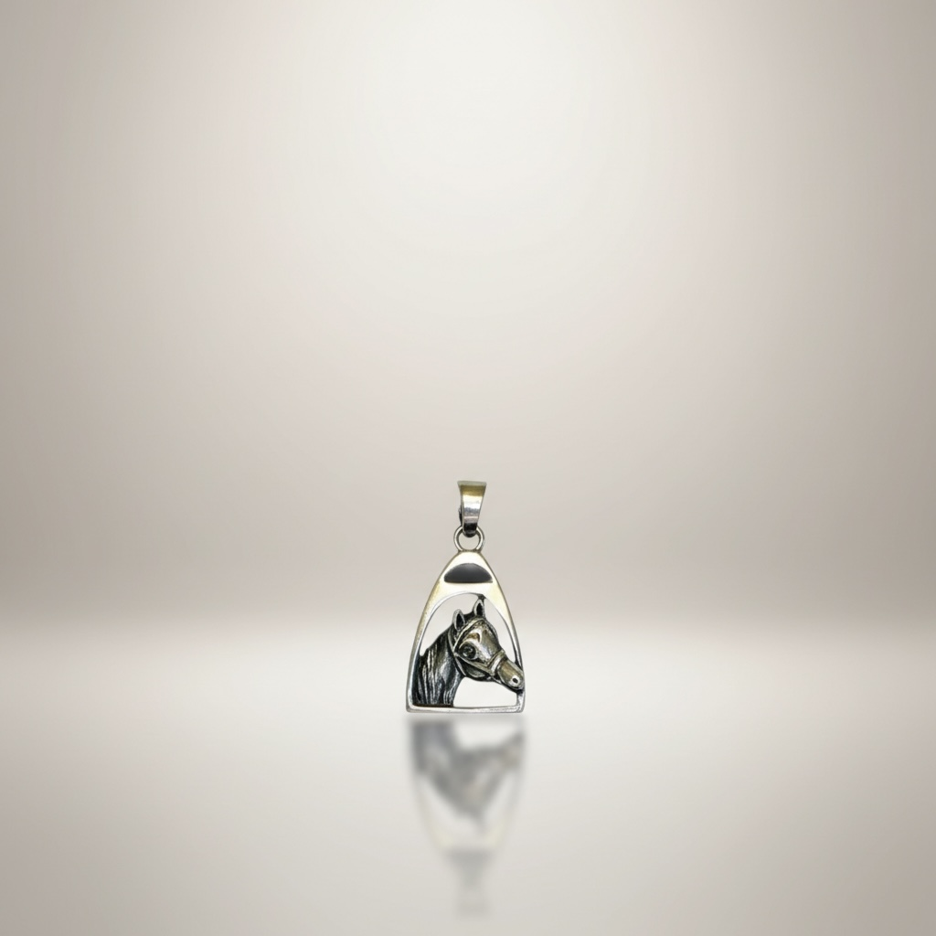 Horse head stirrup pendant in sterling silver 925 on a clean background