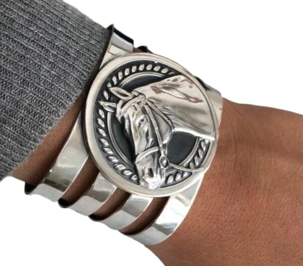 Exquisite, Extra Wide Horse Head Cuff Style, Alpaca Silver Bracelet - AU-HH4/11 - Image 2