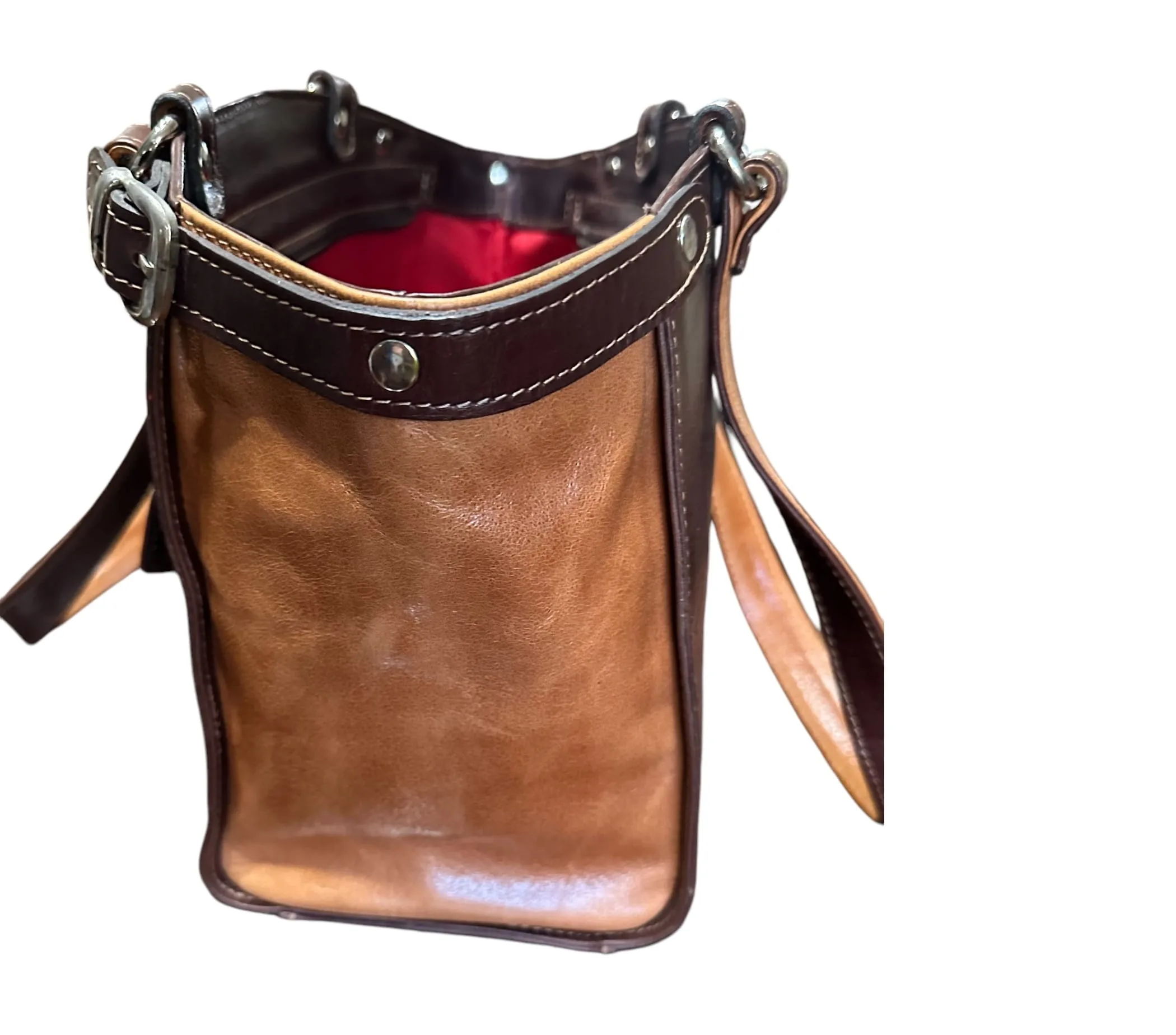 Argentinean Leather Bag - Versatile with a Stylish Design Handmade in Argentina - Image 4