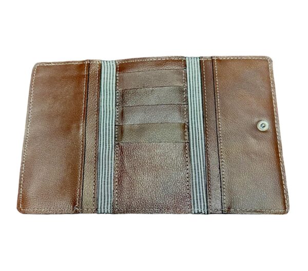 Capybara / Carpincho Leather Premium Wallet and Bucket Bag Set - Image 7