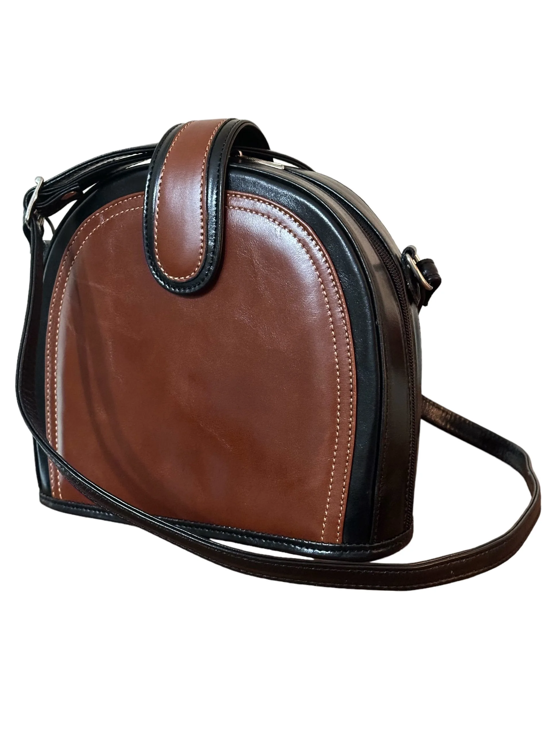 Handmade Argentinian Bicolored, Genuine Leather Crossbody Bag with Adjustable Strap - OZ-27/36 - Image 4
