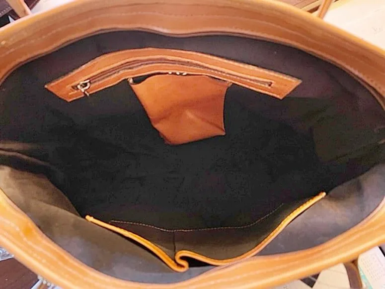 LARGE YET LIGHT WEIGHT - 100% ARGENTINE COWHIDE LEATHER TOTE BAG, REPTILE PRINT - OZ-368/2650-R - Image 2