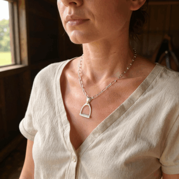 Exquisite & Bold Oversized Iron Riding Stirrup – Stunning Equestrian Pendant - Image 4