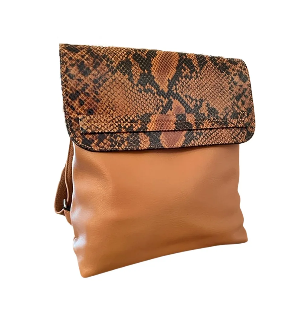 Argentine Leather Women's Backpack - Image 5